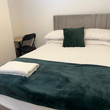 The Coral Guest House 1 Fratton Park Portsmouth Exteriér fotografie