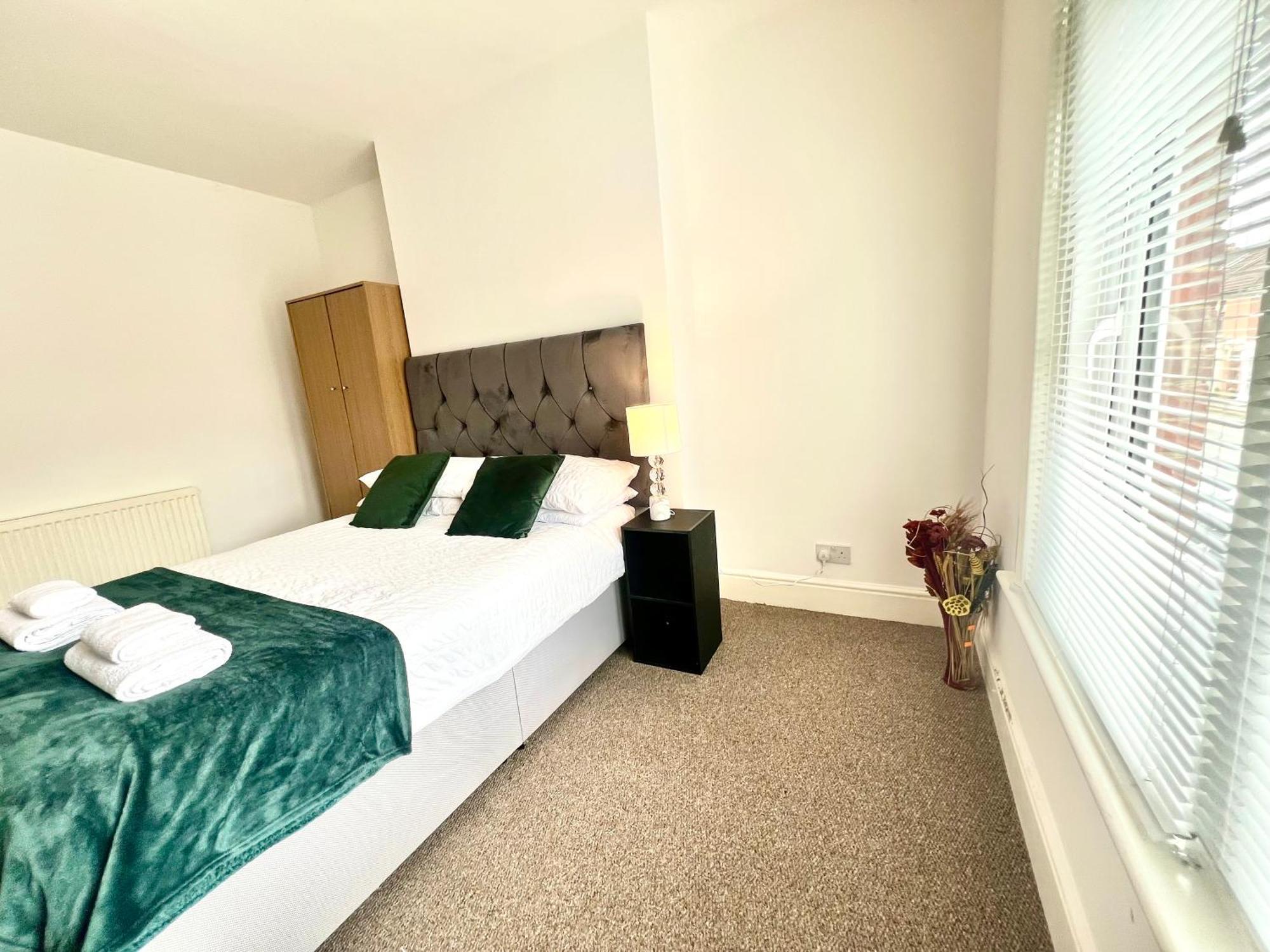 The Coral Guest House 1 Fratton Park Portsmouth Exteriér fotografie