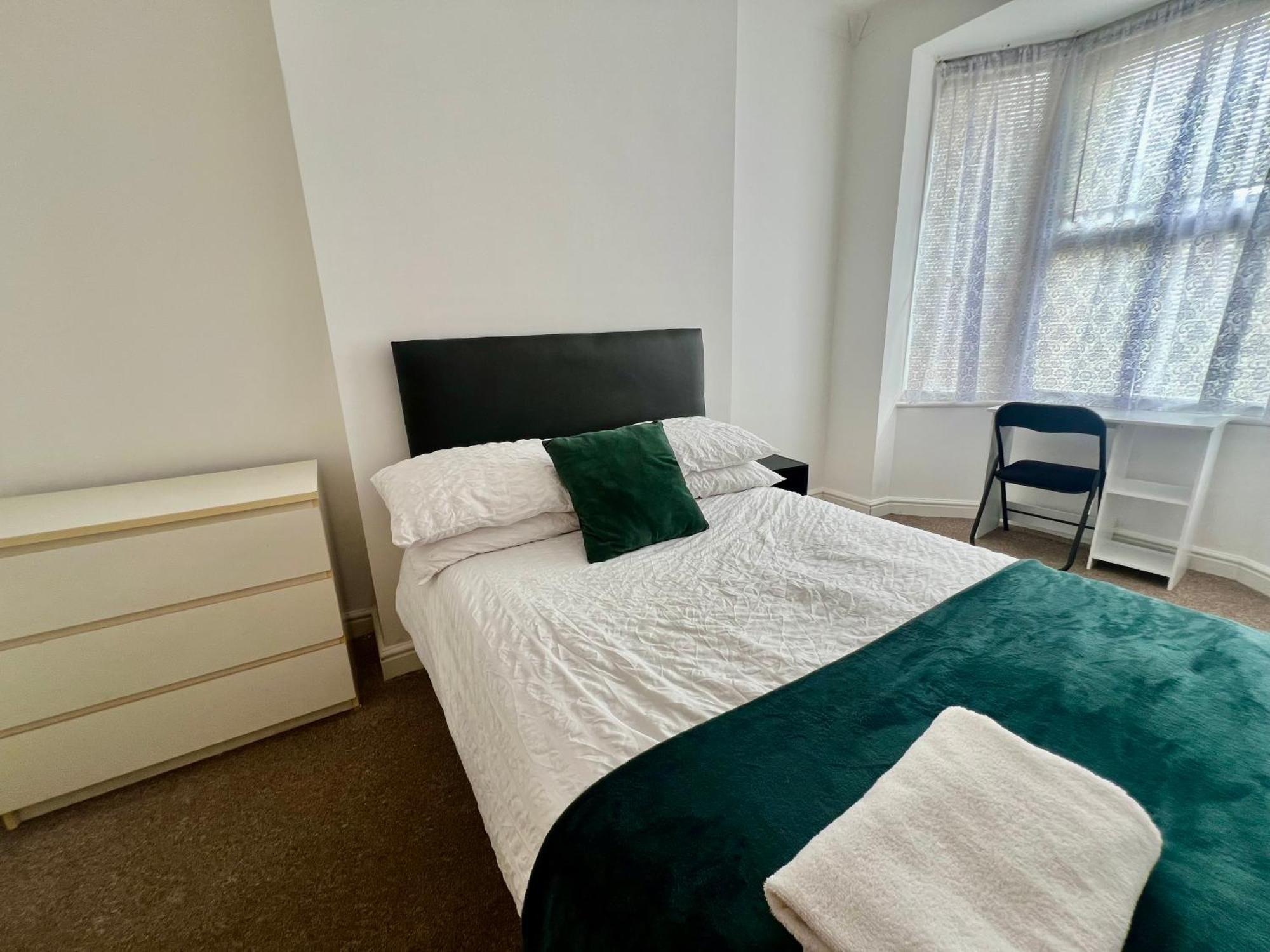 The Coral Guest House 1 Fratton Park Portsmouth Exteriér fotografie